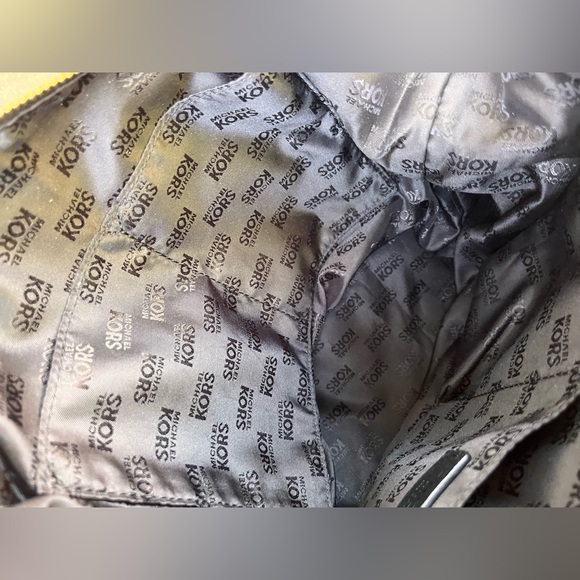 Michael Kors MD Tristan Black Leather Convertible Satchel - Picture 11 of 11